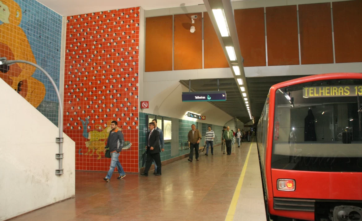 Estação do Metro ‘Telheiras’